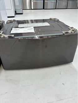 SAVE MORE SPEND LESS on a Pedestal Washer 29” Wide