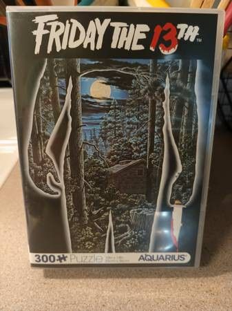 Friday the 13th 300 Piece VHS case Jigsaw Puzzle-new