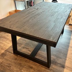 Linzy Pine Dining Table