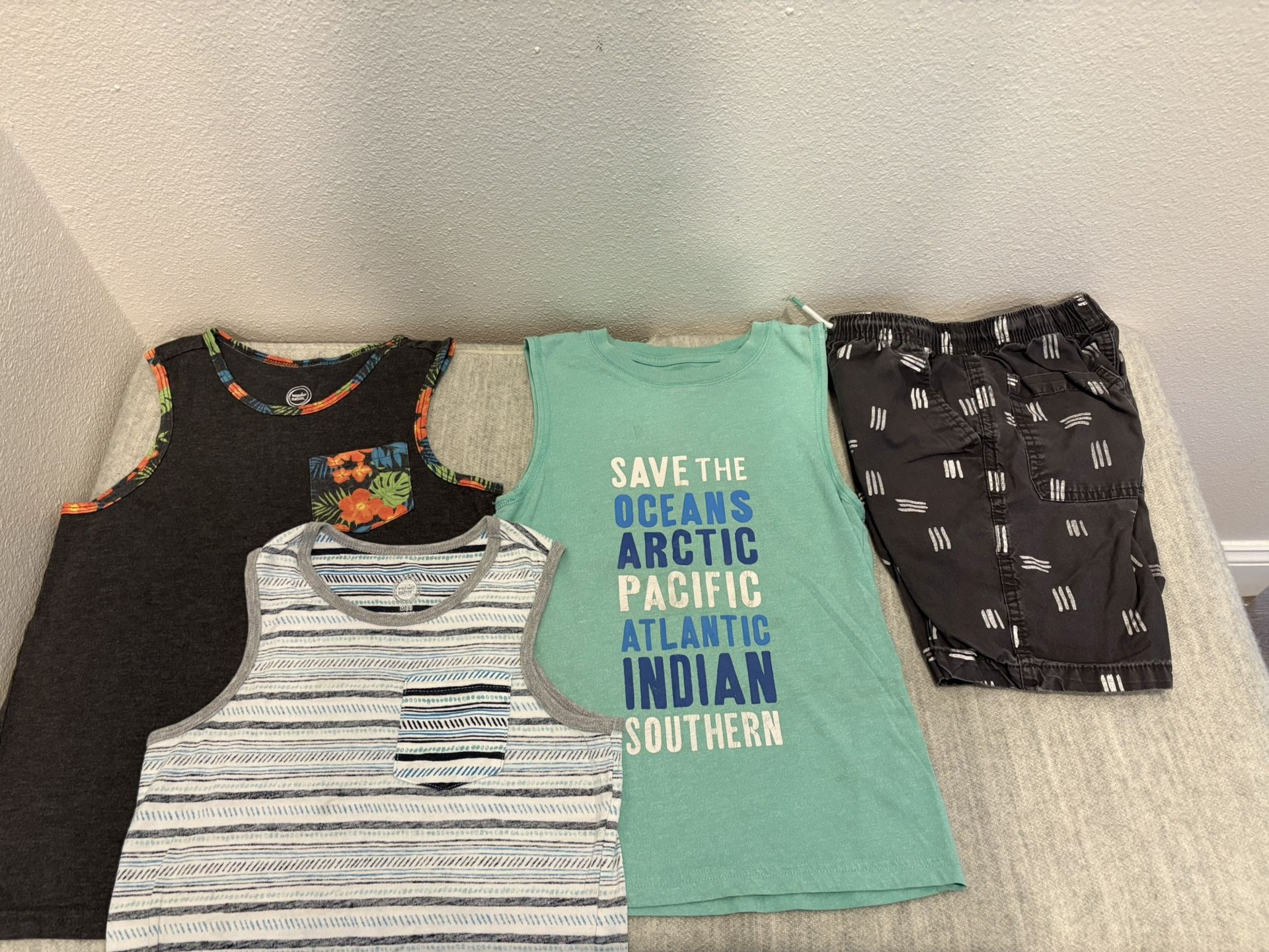Boys Size 6-7 shorts & tops lot - Simi valley
