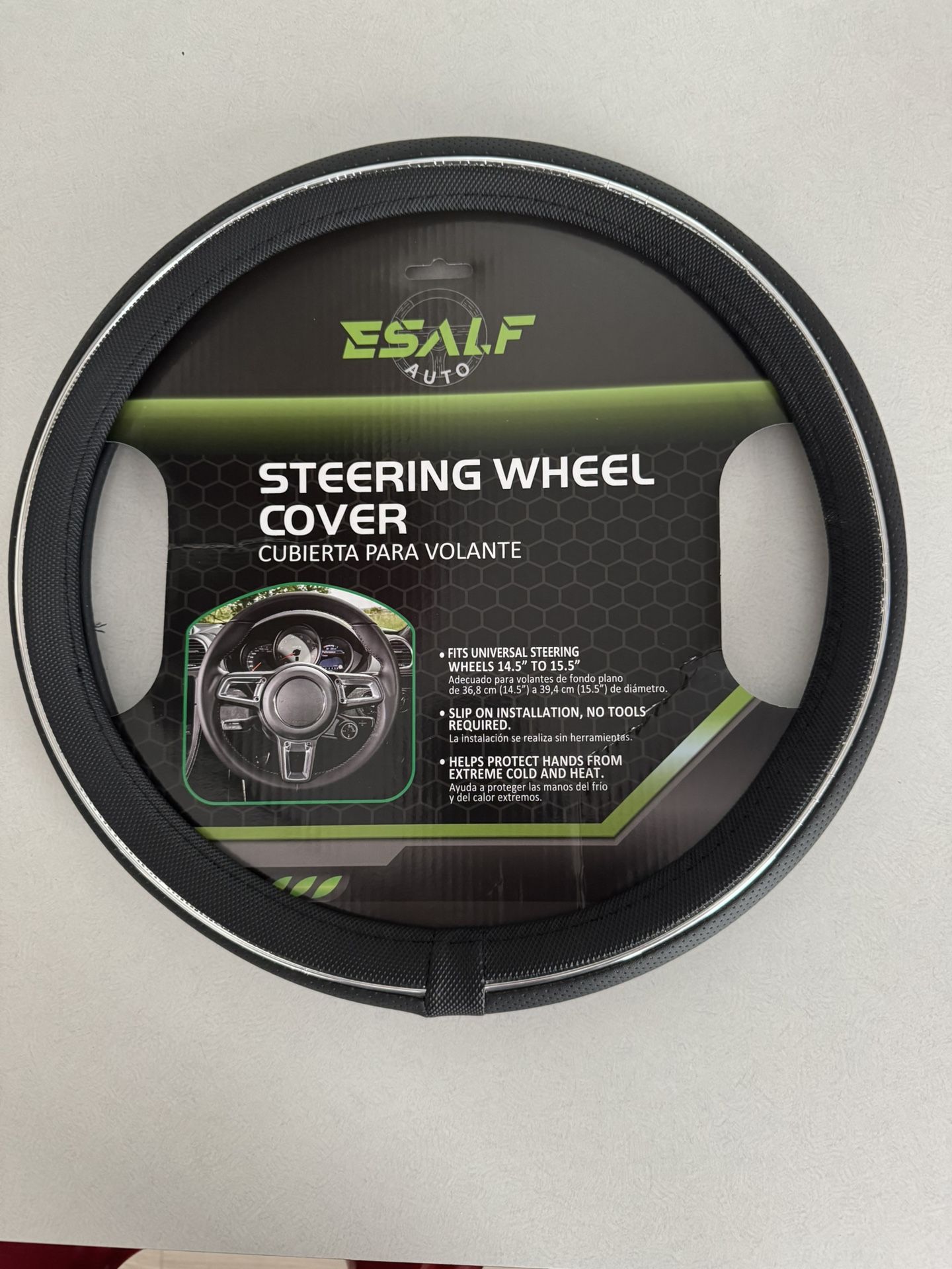 Steering wheel cover with chrome trim