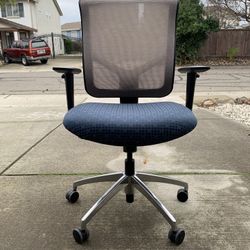 Highmark Smart Bolero Task Chair