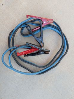 Jump cable 6 gauge in good condition