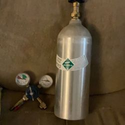 CO2 Tank and Gauges 