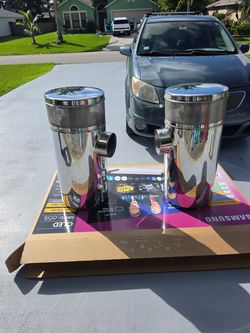 Air filter canisters
