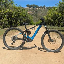 2022 Mondraker Crafty SE Electric Mountain Bike Bosch