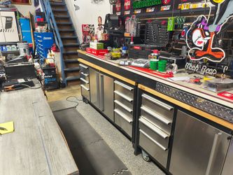 2x Trinity tool rolling work benches