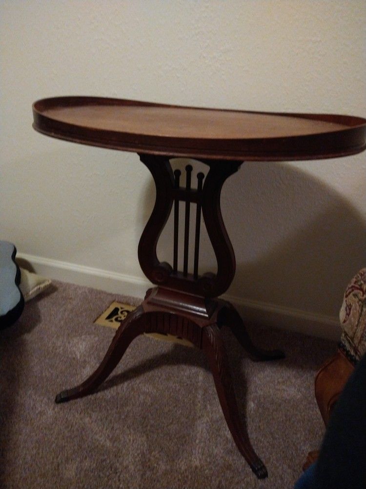 Vintage Mersman 1940s Mahogany Duncan Phyfe Side Table Harp Lyre Base Claw Feet 6651