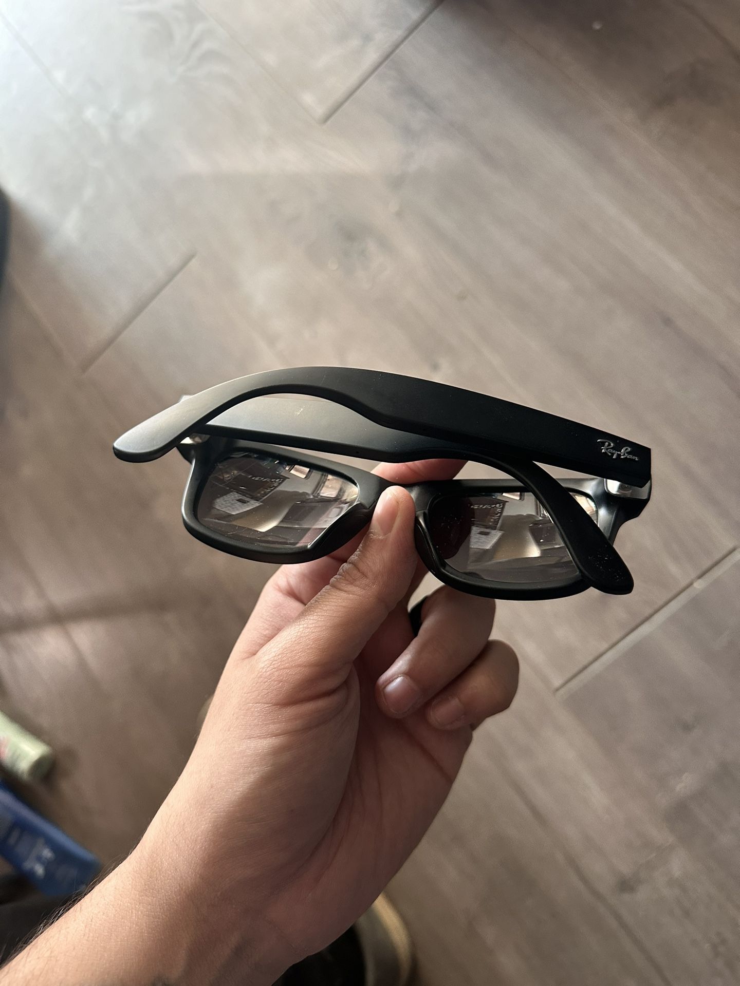 Wayfarer Meta Smart Glasses - Matte Black