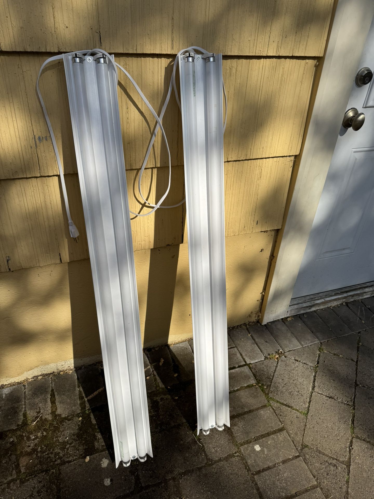 Fluorescent Grow Lights