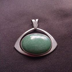 Fine Quality. 925 Sterling Silver Pedant 