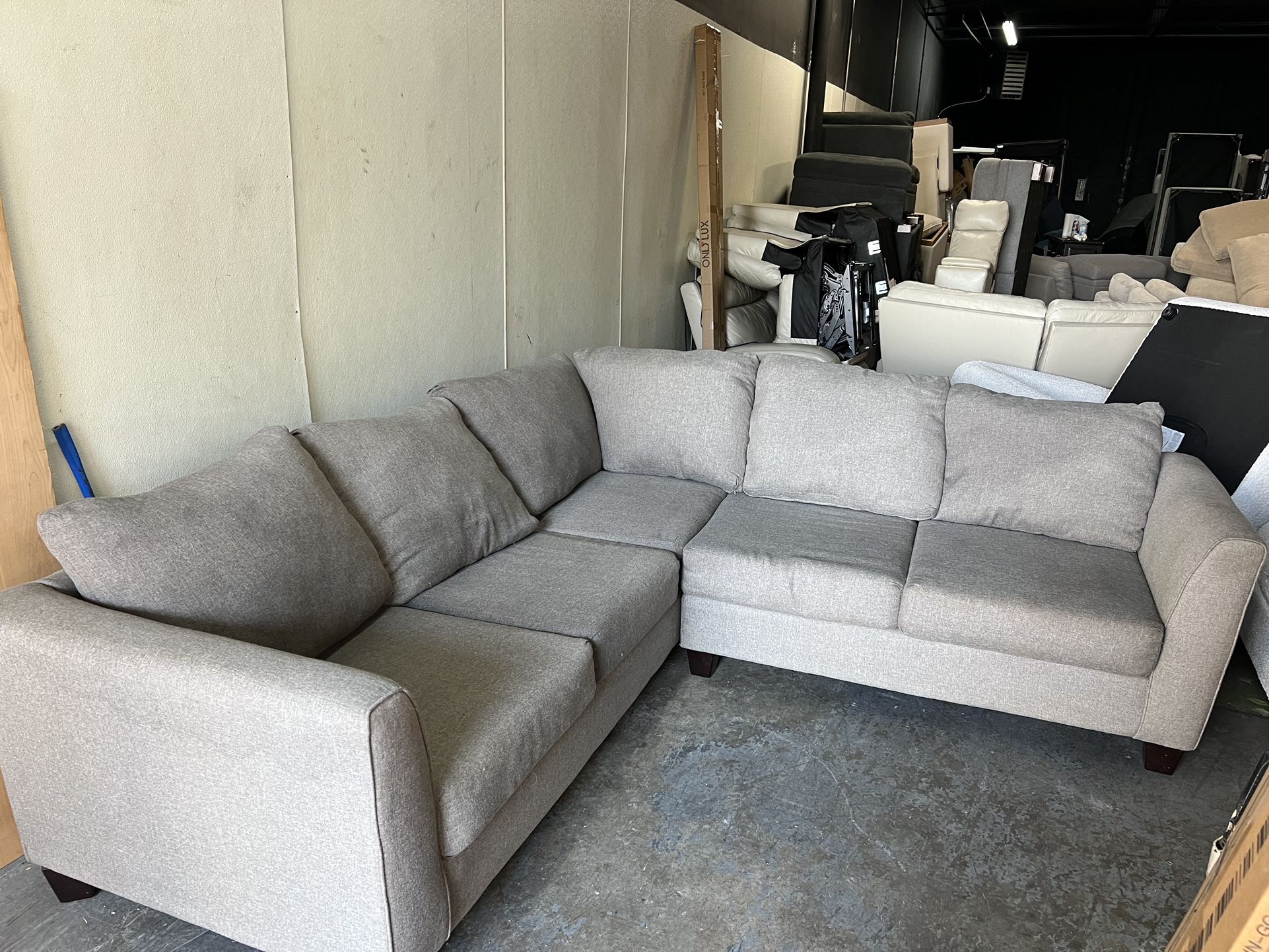 SECTIONAL COUCH SOFA