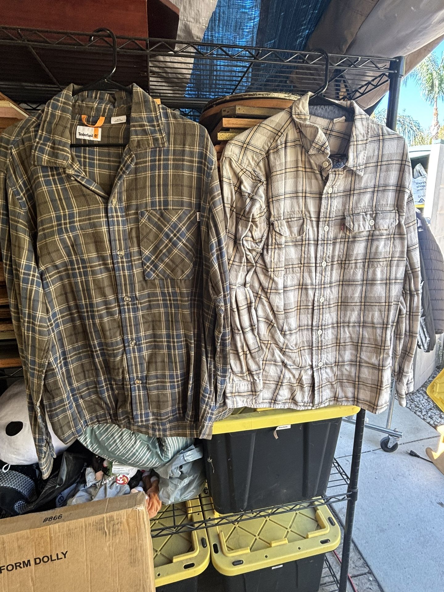 Men’s Size Medium Flannels And Hoodie