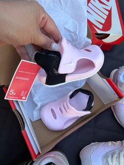 Nike pink walking toddler shoes