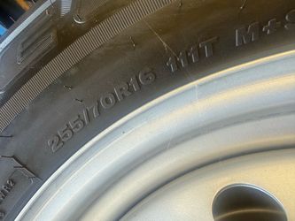 255/70/16 Bridgestone (4 Tires) BRAND NEW/ 2026 Ford Maverick Tires