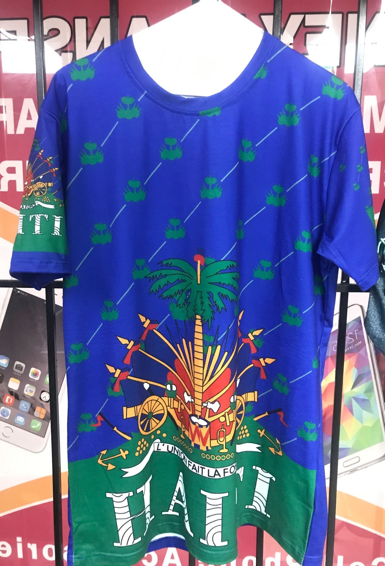 Haitian Flag Themed