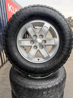 17” CHEVY GMC WHEELS AND TIRES