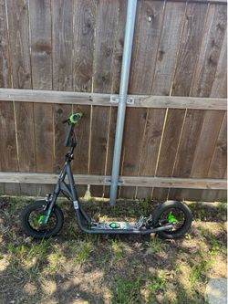 Mongoose Scooter