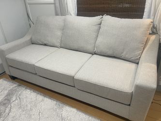 Sofa Sleeper w/queen mattress *No Stains**