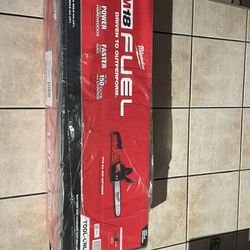 Milwaukee Fuel 14” Chainsaw New Tool Only $300 Located In N Lakeland 