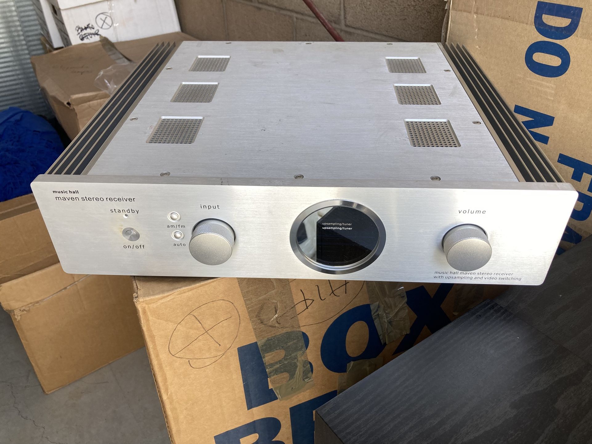 Music Hall Maven Receiver