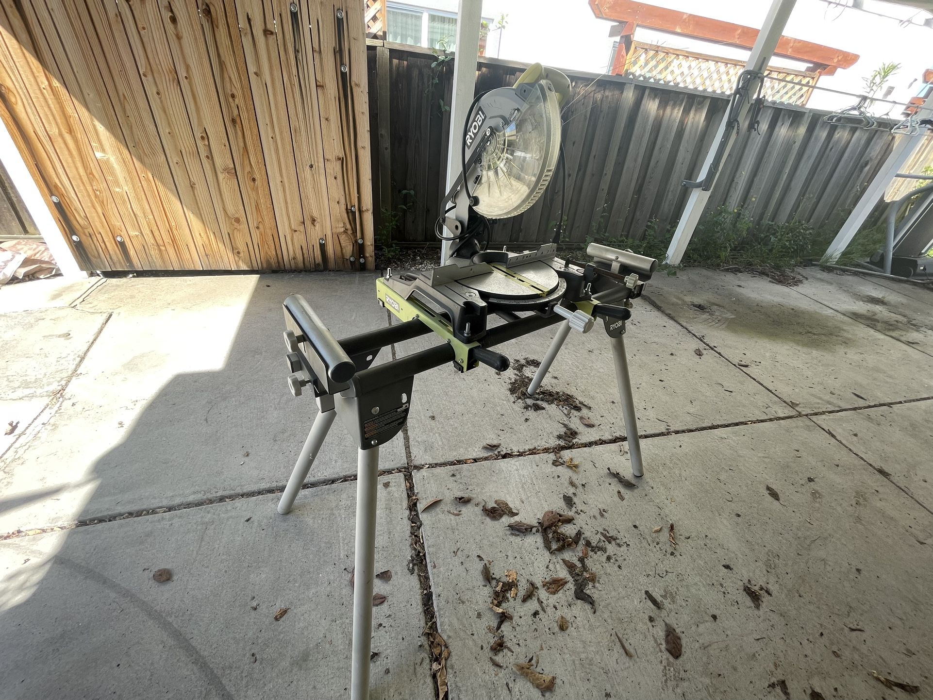 10” Miter Saw With Stand