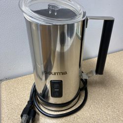 Bodum French Press W/Gourmia Frother