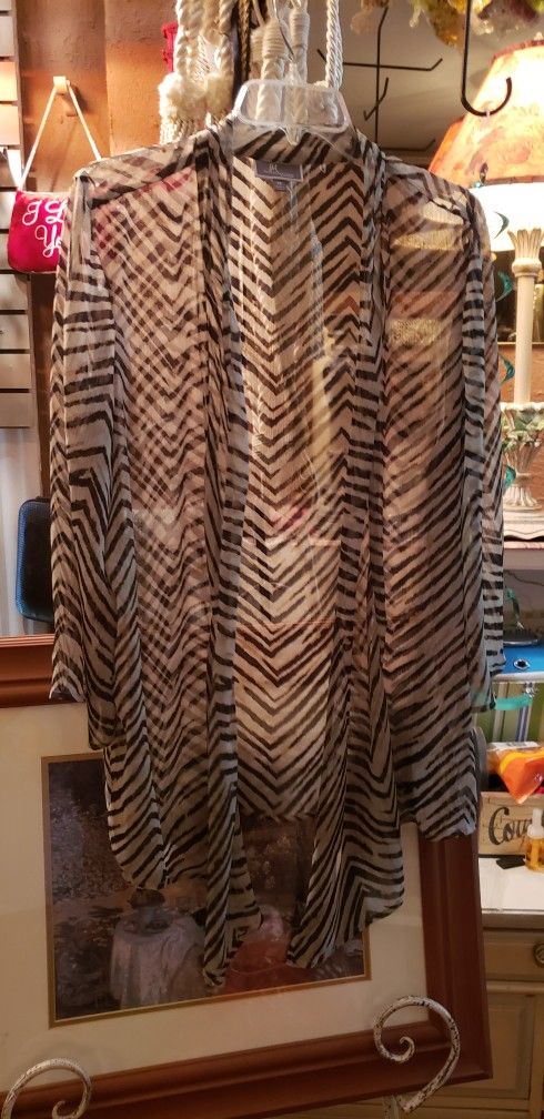 Ladies Size 1X Madison Berkeley Sheer Cardigan