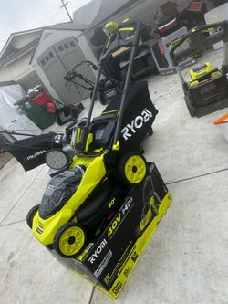 Shop RYOBI 40V HP Brushless 20 in. Cordless Electric Battery Walk Behind Self-Propelled Lawn Mower with 6.0 Ah Battery and Charger Questions & Answers