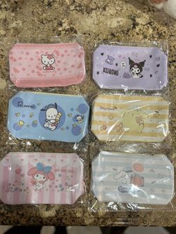 Hello Kitty And Friends Pouch 
