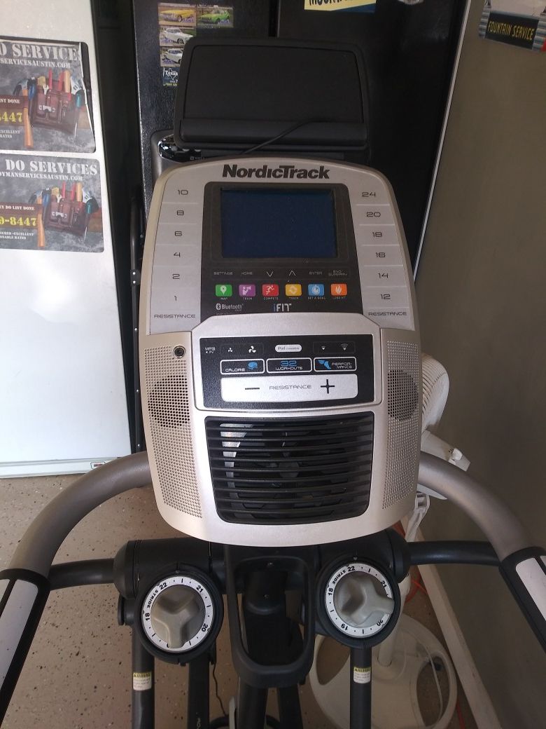 NordicTrack A.C.T Commercial Elliptical Model# NTEL710141