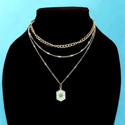 3 Layer Chain Necklace With 18k Gold Plated Pendent