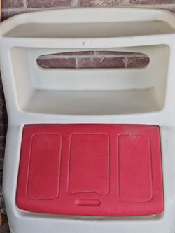 Little Tikes Shelf And Toy Box