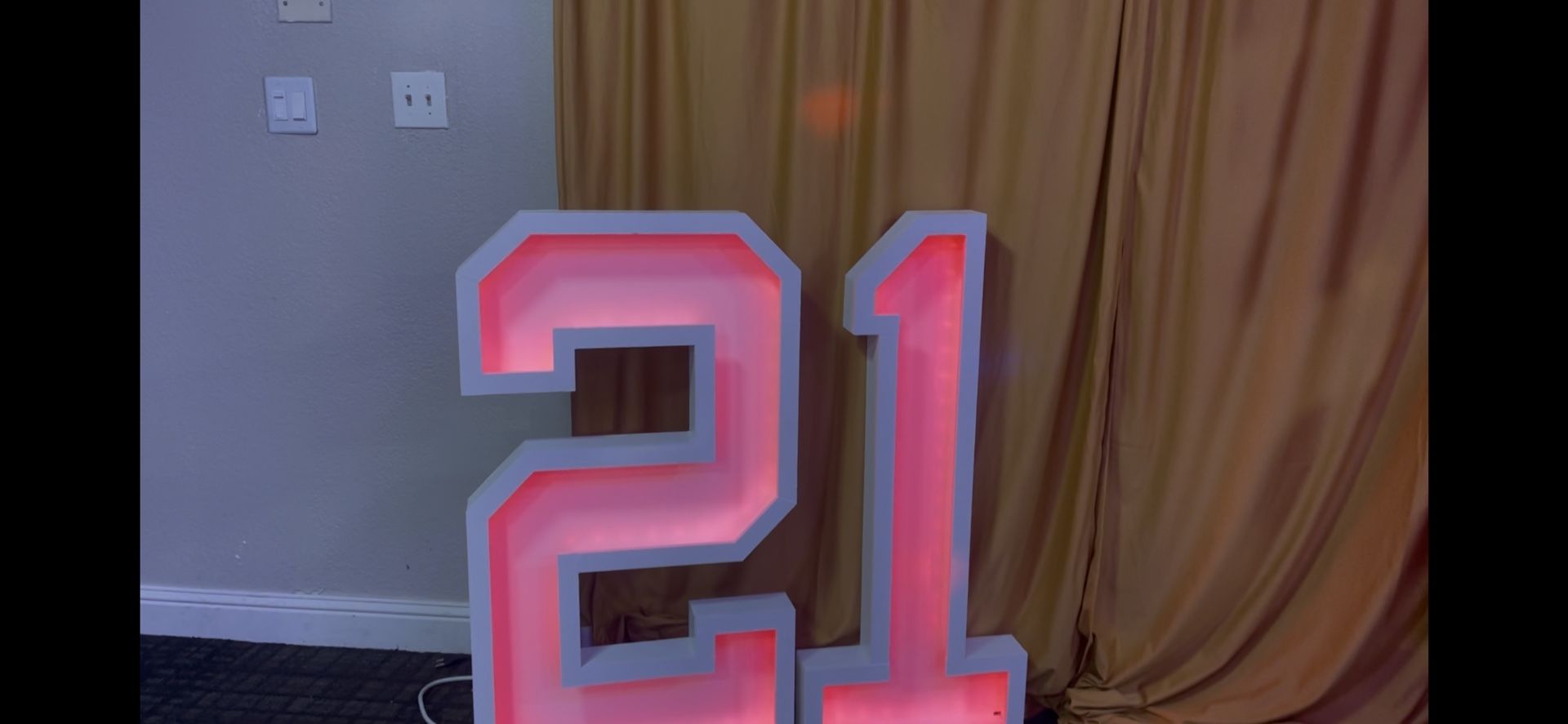 Marquee Light Up Wooden Numbers