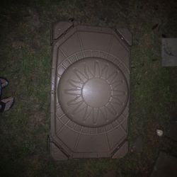 Step2 Naturally Playful Sandstone Beige Plastic Sandbox Toy with Cover for Kids