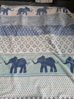 Elephant blanket for Twin bed