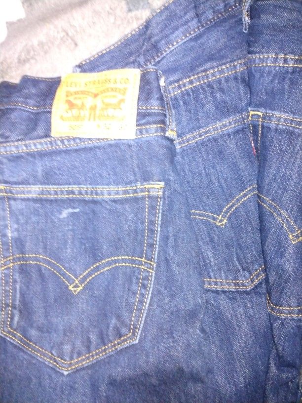 Three Pair Of Levi's 32x30