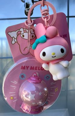 🔥 Glows in the Dark! Brand New Cute Character Mini Figure & Crystal Ball LED Light-up Keychains, Dreamy Bag Charms!
