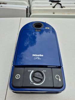 Miele HS03 S251i Blue Canister Vacuum