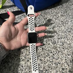 Apple Watch Series 3  42mm