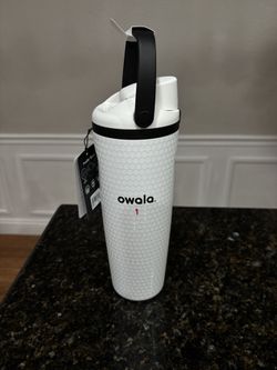 Owala 30 oz freesip Sway Golf Travel Tumbler, Special Edition