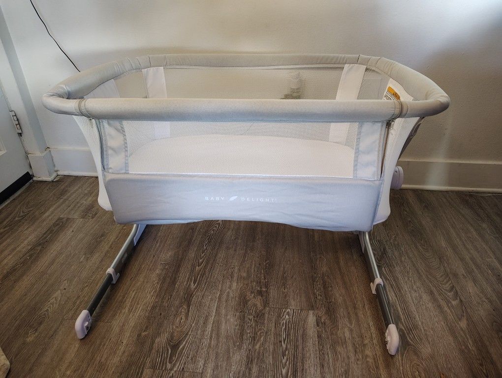 Baby Delight Go With Me Slumber Deluxe - Like New! - Bassinet / Playard - $90