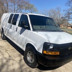 2014 Chevy Express 2500 