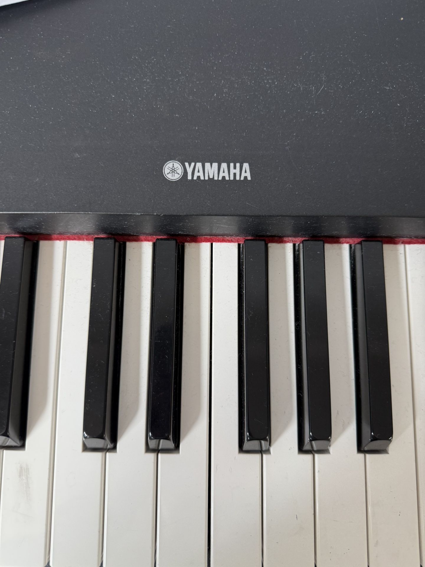 Yamaha Electric keyboard