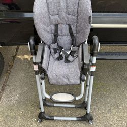 Baby trend high chair. Tray included.