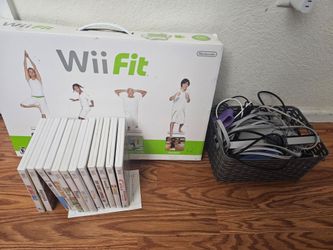 Wii Bundle ( No console)