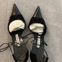 Manolo Blahnik Black Heels With Velvet Detail