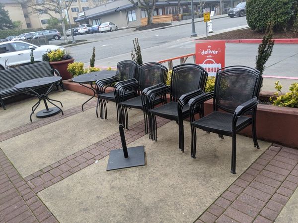 Patio chairs and tables - Metal for Sale in Mercer Island, WA - OfferUp