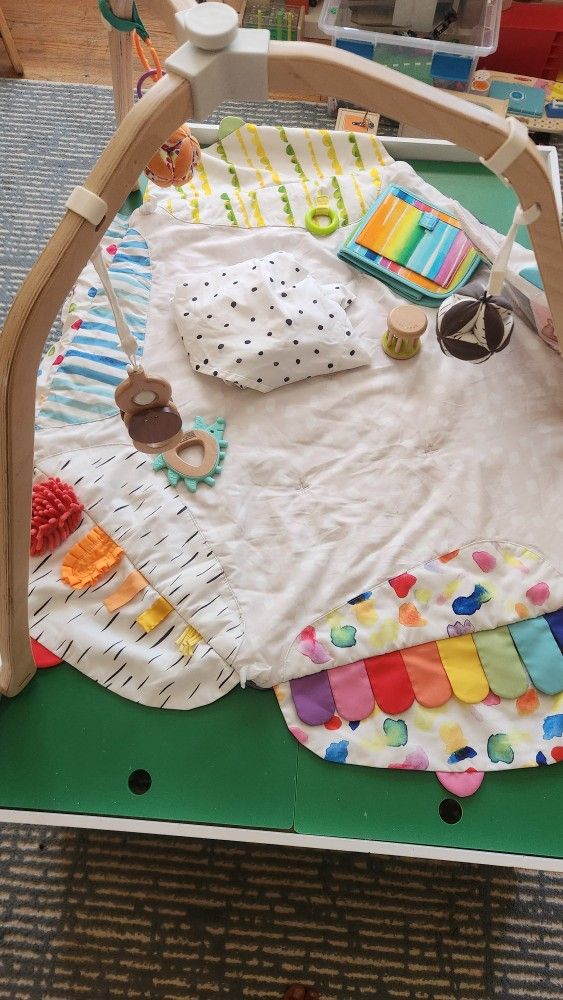Lovevery Baby Gym
