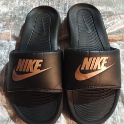 Nike Slides 